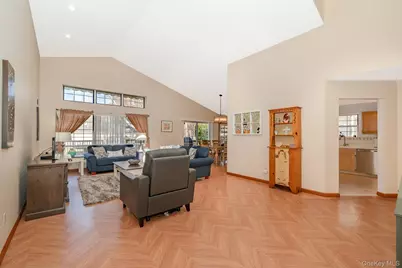 19 Saddlebrook Court, Middle Island, NY 11953 - Photo 13