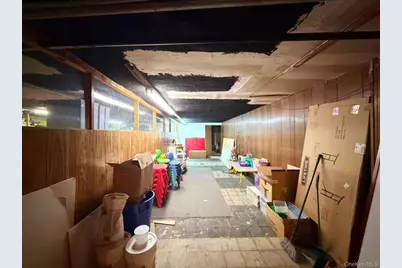 192-11 Union Tpke, Fresh Meadows, NY 11366 - Photo 11