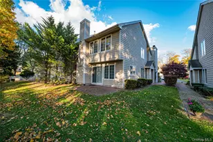 4 Cedar Rdg Ln, Bay Shore, NY 11706 - Photo 27