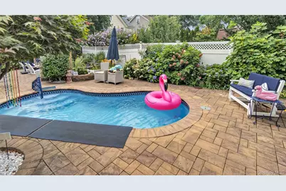 16 Clement Street, Glen Cove, NY 11542 - Photo 37