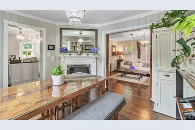 16 Clement Street, Glen Cove, NY 11542 - Photo 33
