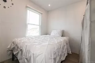 34 Avondale St, Valley Stream, NY 11581 - Photo 13