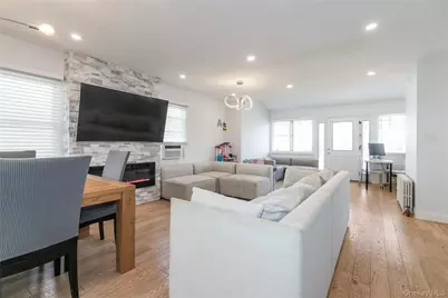 34 Avondale Street, Valley Stream, NY 11581 - Photo 5