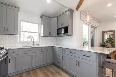 34 Avondale Street, Valley Stream, NY 11581 - Photo 9