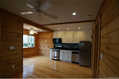 12 E Tiana Road #6, Hampton Bays, NY 11946 - Photo 9