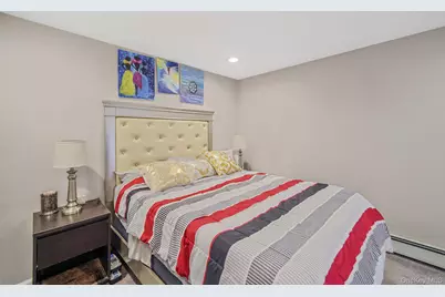 13 Poplar Street, Central Islip, NY 11722 - Photo 17