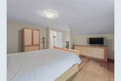 32 Forbes Boulevard, Eastchester, NY 10709 - Photo 31