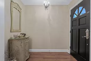 32 Forbes Blvd, Eastchester, NY 10709 - Photo 7