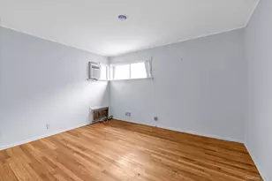 7-32 128th St, College Point, NY 11356 - Photo 7