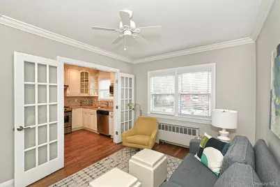 20 Gibson Avenue #3D, Huntington, NY 11743 - Photo 5