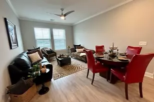 75 E Hoffman Ave, Lindenhurst, NY 11757 - Photo 9