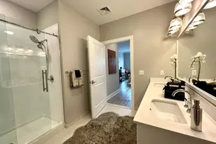 75 E Hoffman Ave, Lindenhurst, NY 11757 - Photo 15