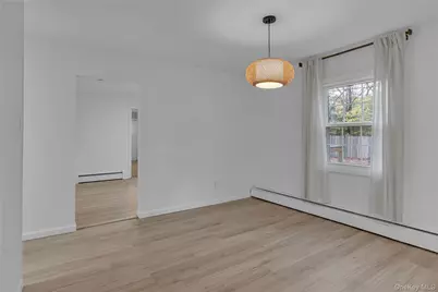 4 Hillsdale Lane, Coram, NY 11727 - Photo 7