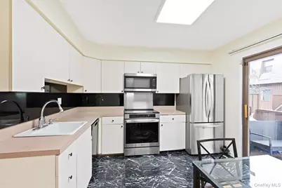 18 Heritage Drive #E, New City, NY 10956 - Photo 9