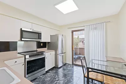 18 Heritage Drive #E, New City, NY 10956 - Photo 11