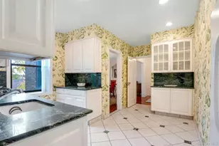 4810 Boston Post Rd, Pelham, NY 10803 - Photo 9