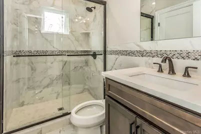 90 Grand Boulevard, Massapequa Park, NY 11762 - Photo 17