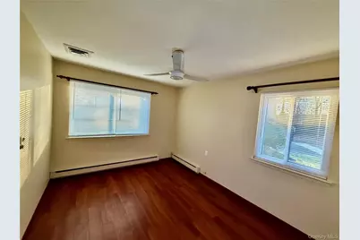 82 Strathmore Gate Drive, Stony Brook, NY 11790 - Photo 11