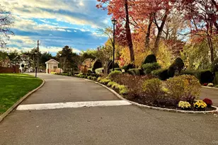 82 Strathmore Gate Dr, Stony Brook, NY 11790 - Photo 15