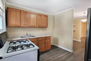 469 River St, Oceanside, NY 11572 - Photo 9