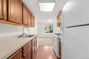 399 Birchwood Rd, Brookhaven, NY 11763 - Photo 13