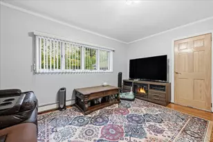 120 Bruce Terrace, Carle Place, NY 11501 - Photo 13