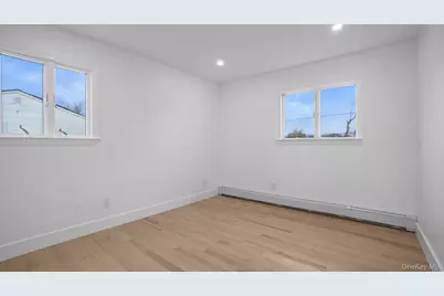 300 W 21st Street, Deer Park, NY 11729 - Photo 21