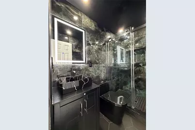 300 W 21st Street, Deer Park, NY 11729 - Photo 15