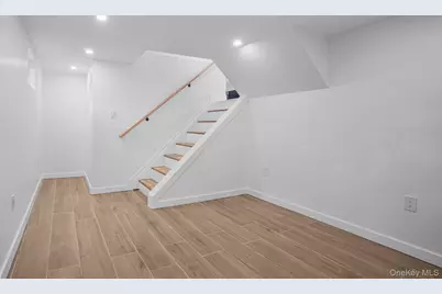 300 W 21st Street, Deer Park, NY 11729 - Photo 29