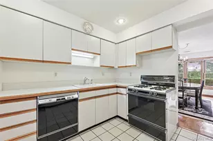 16 Trevor Lake Dr, Congers, NY 10920 - Photo 17