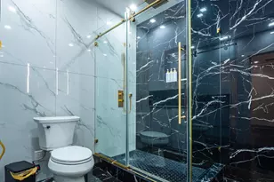 65-01 110th St, Forest Hills, NY 11375 - Photo 13