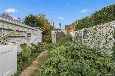 32 Franklin Avenue, Lynbrook, NY 11563 - Photo 23