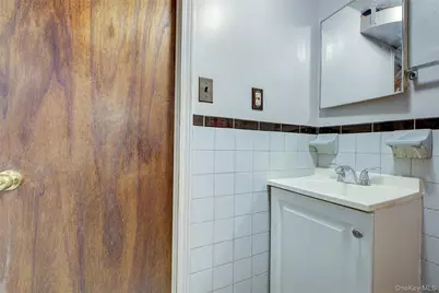 89-57 218 Street, Queens Village, NY 11428 - Photo 37