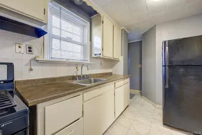 89-57 218 Street, Queens Village, NY 11428 - Photo 11