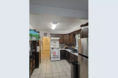 232 Doughty Boulevard, Inwood, NY 11096 - Photo 5