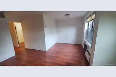42 Pine Street #2E, Yonkers, NY 10701 - Photo 11
