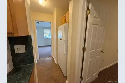 3 Brookwood Street, Glen Head, NY 11545 - Photo 7