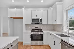 32 Meadow View Ct, Lagrangeville, NY 12540 - Photo 13