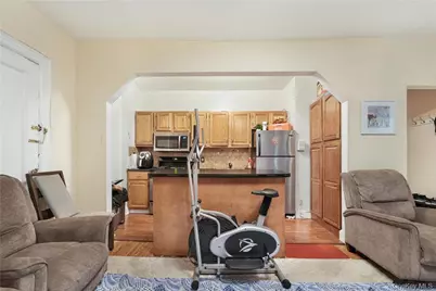 472 Gramatan Avenue #M2, Mount Vernon, NY 10552 - Photo 9