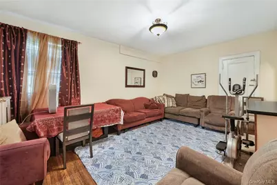 472 Gramatan Avenue #M2, Mount Vernon, NY 10552 - Photo 5