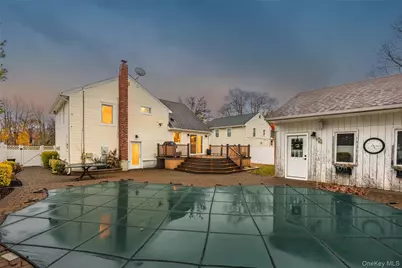 3641 Sarah Drive, Wantagh, NY 11793 - Photo 25