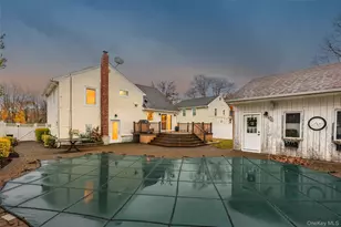 3641 Sarah Dr, Wantagh, NY 11793 - Photo 25