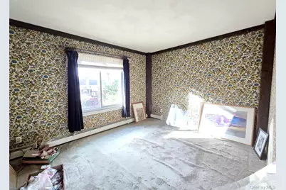 48 Glenmere Lane, Coram, NY 11727 - Photo 15