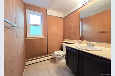 48 Glenmere Lane, Coram, NY 11727 - Photo 19