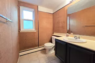 48 Glenmere Ln, Coram, NY 11727 - Photo 19