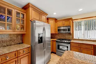 330 Bayville Ave, Bayville, NY 11709 - Photo 13