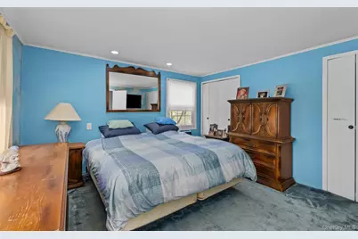 19 Barnwell Lane, Stony Brook, NY 11790 - Photo 11