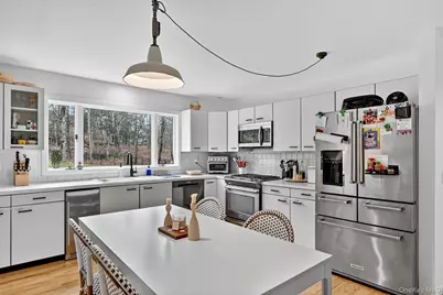 16 Oxford Springs Road, Chester, NY 10918 - Photo 7