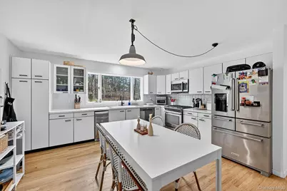 16 Oxford Springs Road, Chester, NY 10918 - Photo 13