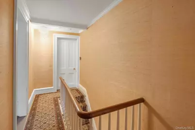 733 Stuart Avenue, Mamaroneck, NY 10543 - Photo 19